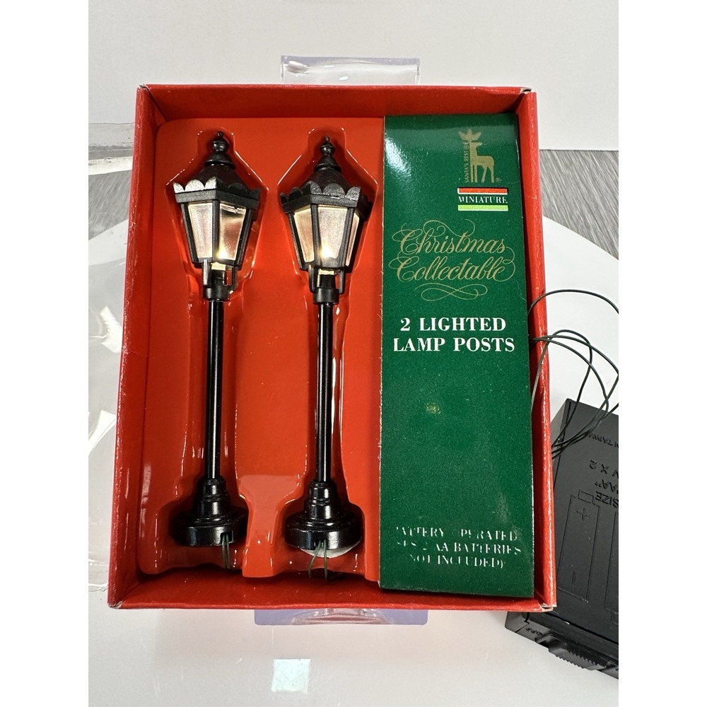 Santas Best Christmas Collectible lighted Lamp Posts, Villages, Train 4.25" Tall